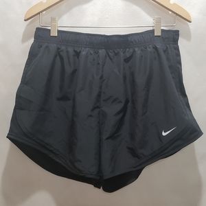 Women's NIKE Dri-Fit Black Shorts Size Large